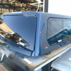 2015-2020, FORD F150 5.5' Bed. Camper Shell. It has Front Solid Window and Grey Headliner - /